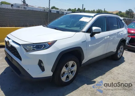 2020 Toyota Rav4 Hybrid Xle z USA, uszkodzony, nr VIN 2T3RWRFV5LW081459